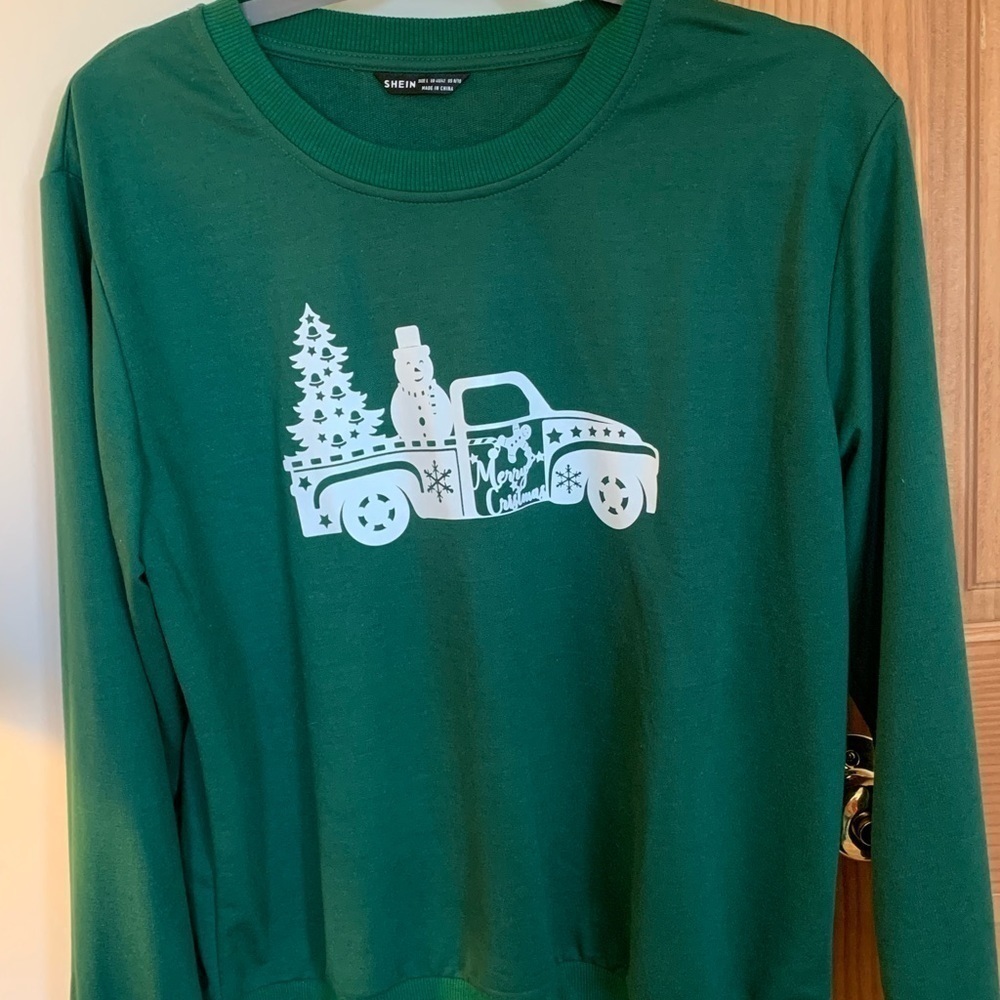 SHEIN Christmas Long sleeve T shirt top green w/white graphic large
